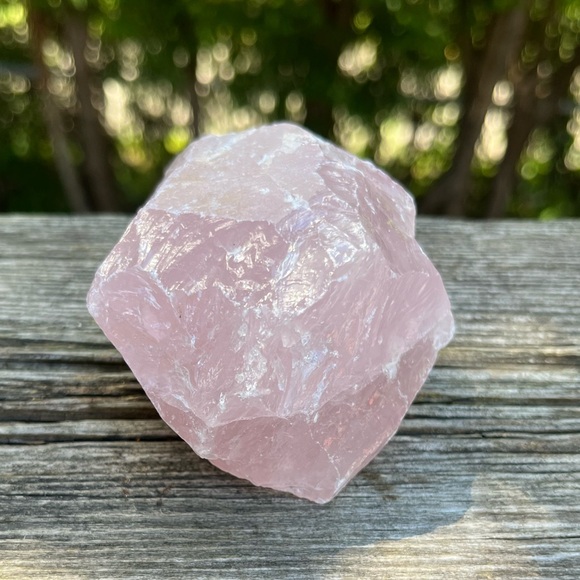 Raw Rose Quartz - Picture 3 of 4